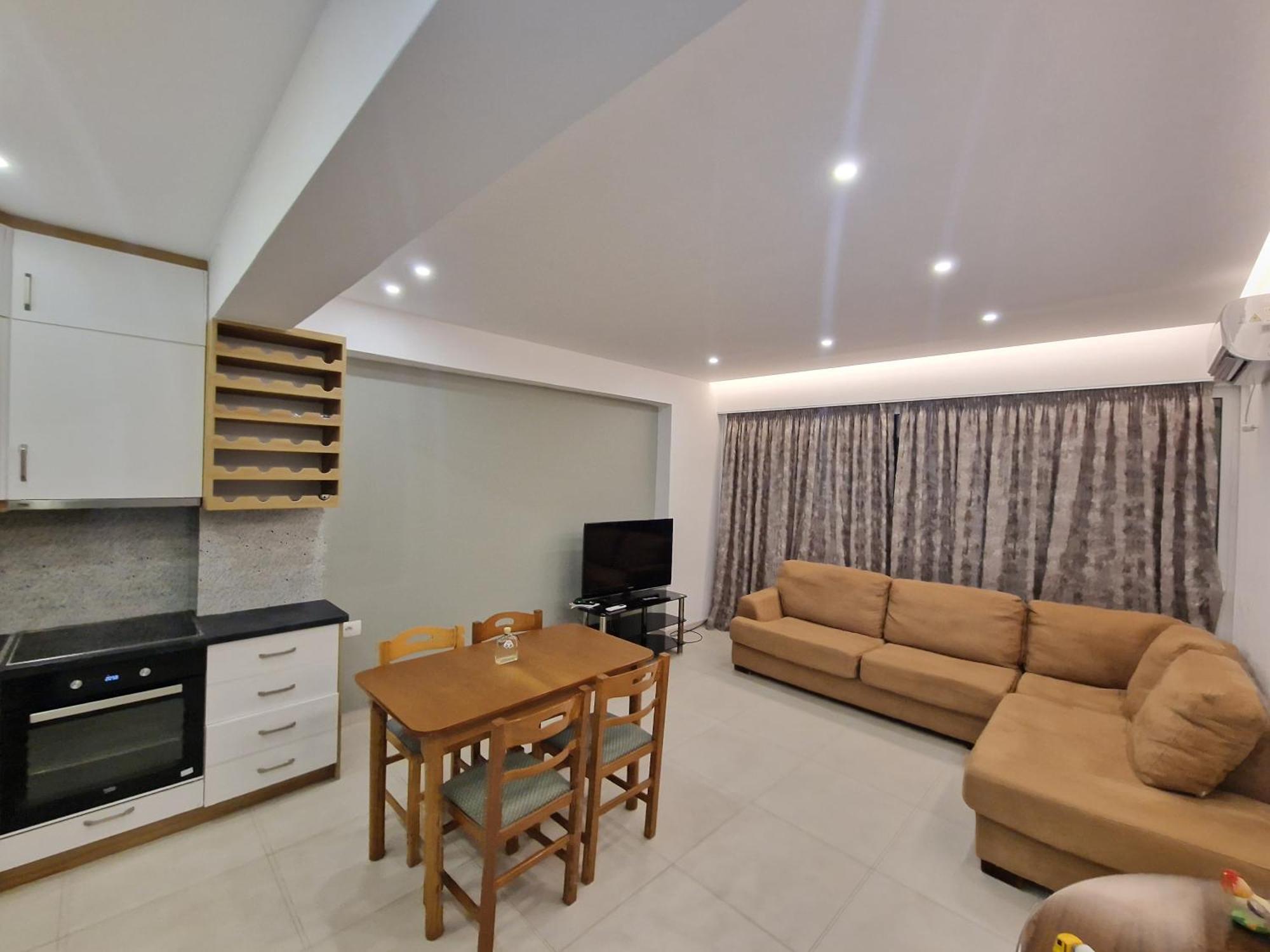 Beachfront Apartment Саранда Экстерьер фото
