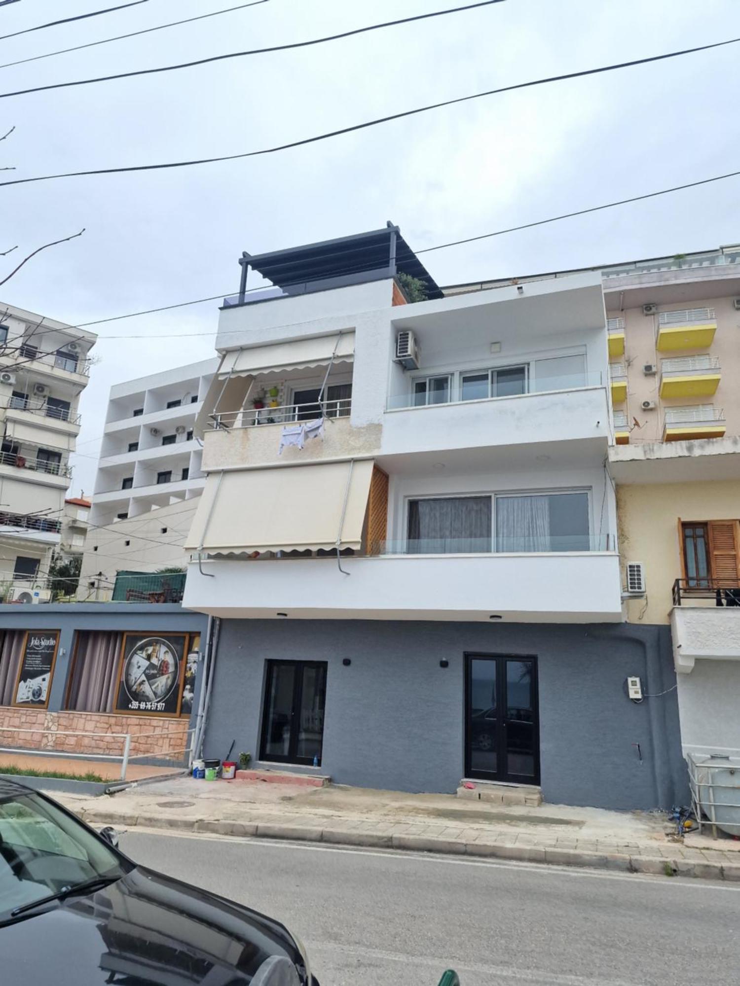 Beachfront Apartment Саранда Экстерьер фото