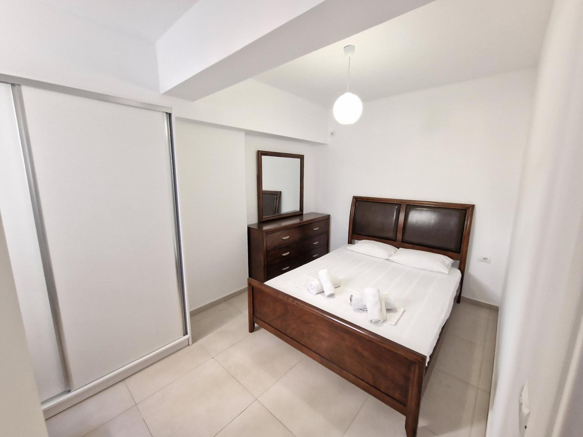 Beachfront Apartment Саранда Экстерьер фото