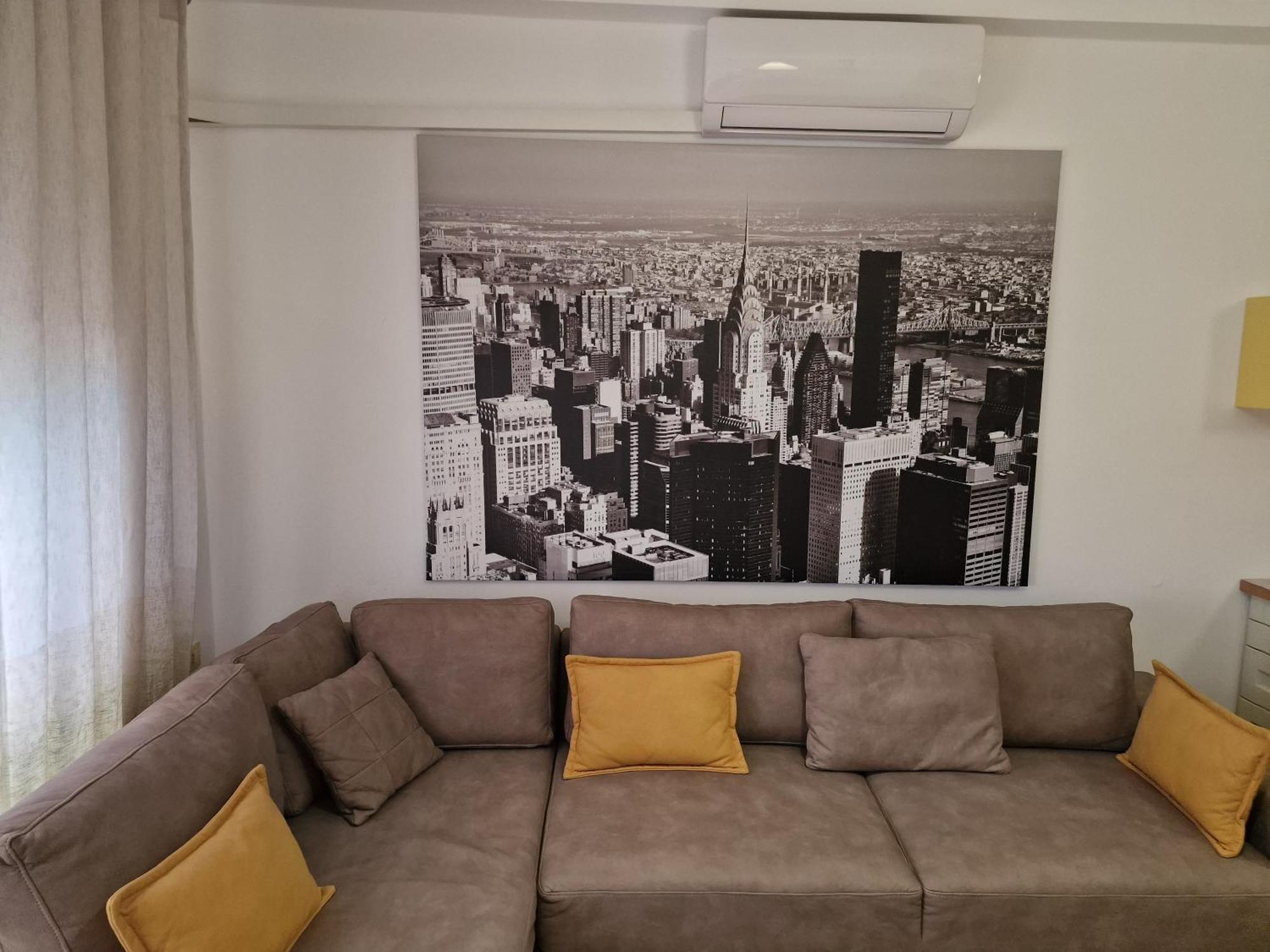 Beachfront Apartment Саранда Экстерьер фото